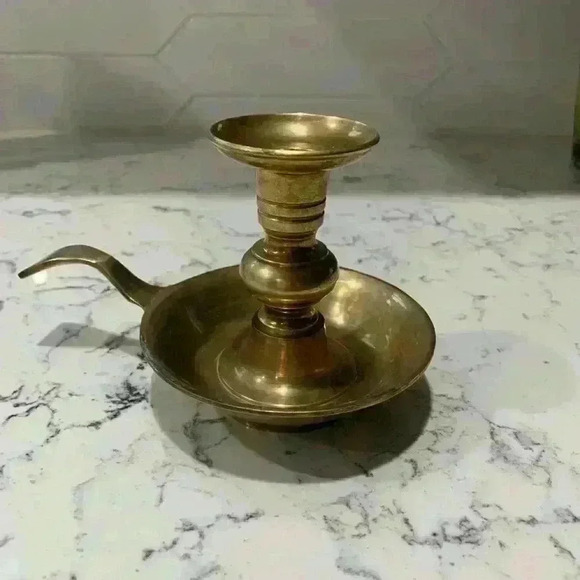 Brass candle holder - Picture 1 of 4